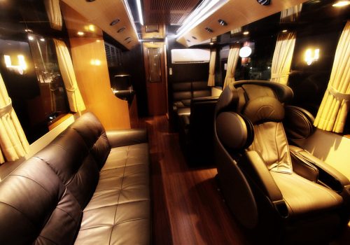 Caravan Bus Platinum AM Trans